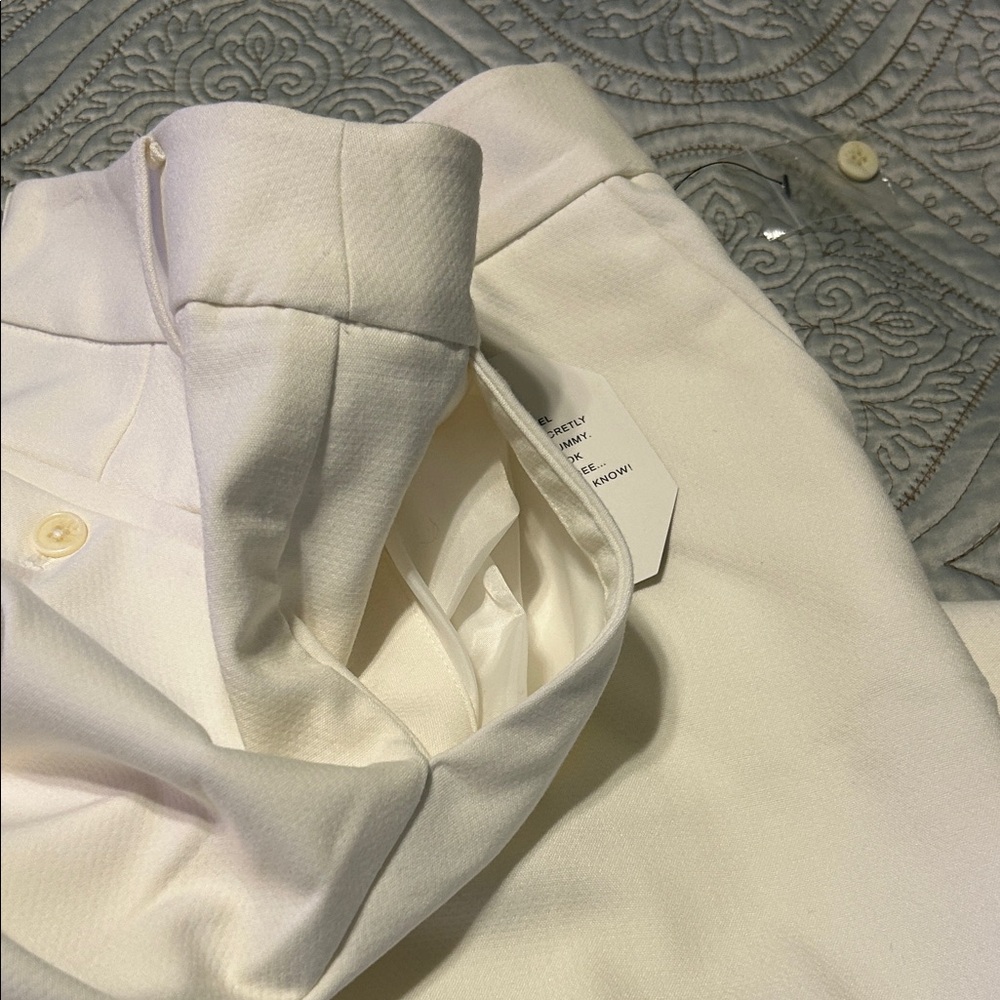 Liz Claiborne Cream Trousers - Picture 6 of 7